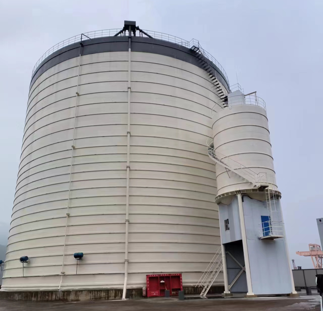 锡林浩特10万吨水泥钢板库